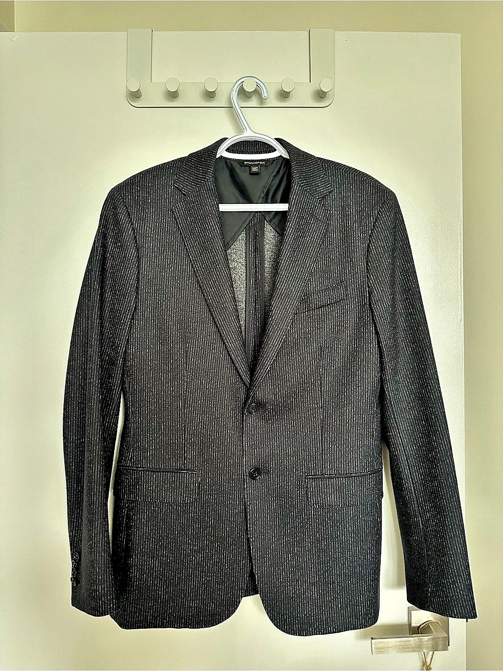 Banana Republic Men's Striped Sport Coat Black Size 38R Like New